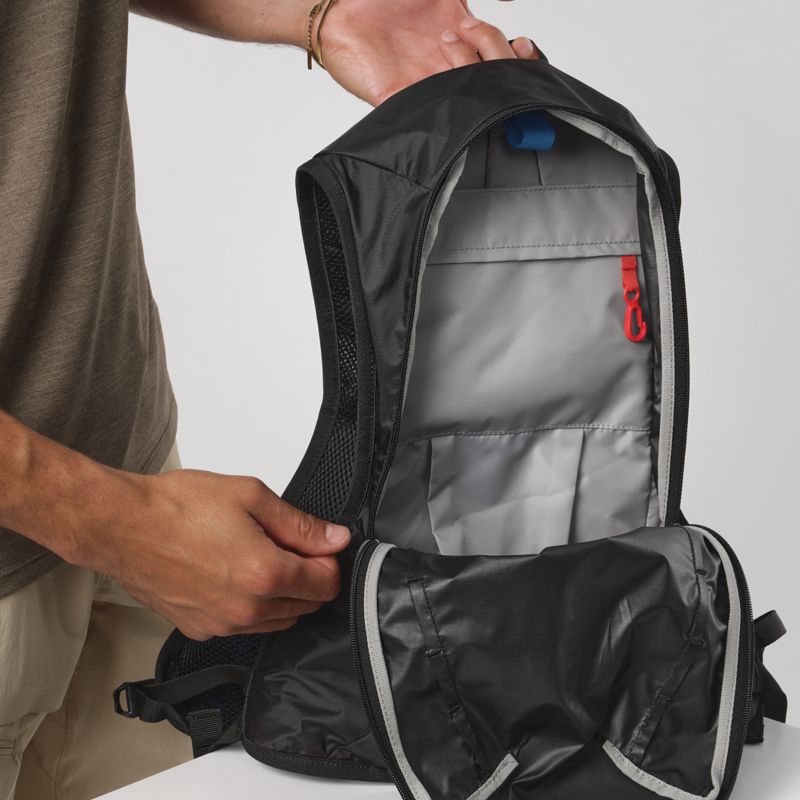 Salomon Cross 8 Trailrunning Rucksack