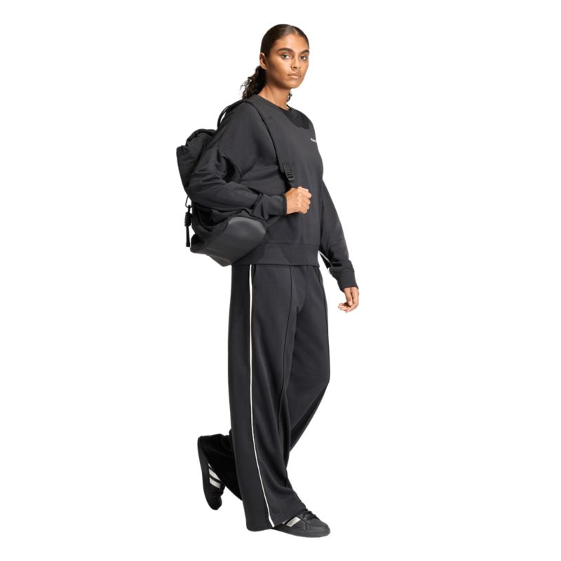 Adidas Seasonal Essentials Colorpop Pants with Embroidered Graphic Jogginghose
