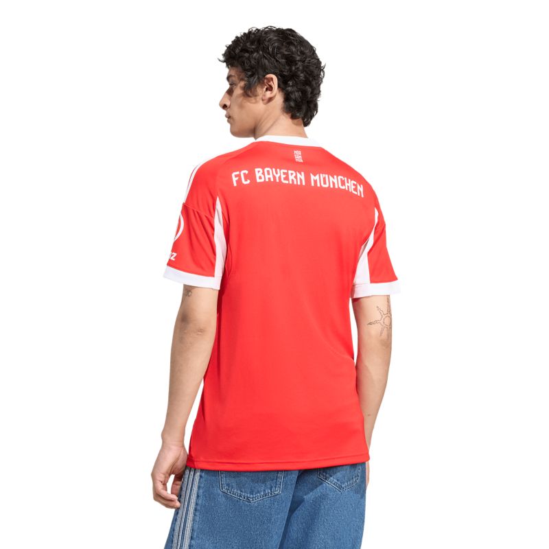 Adidas FC Bayern München 25/26 Heimtrikot Fußballtrikot